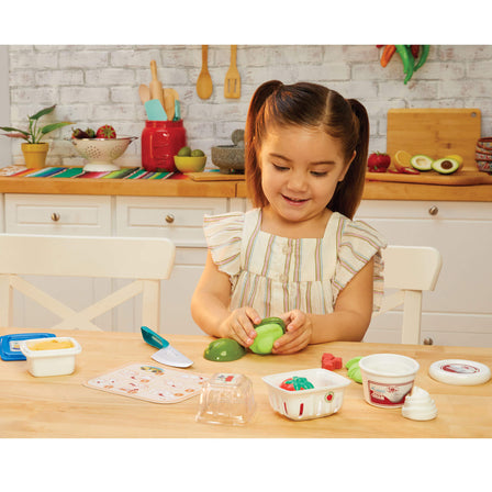 Creative Chefs™  Nachos Kit – Play Cooking Set - 
This set encourages little chefs to use their imagination and get creative with their dishes.