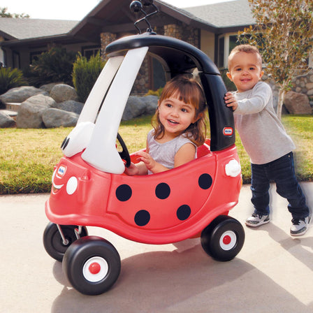 Cozy Coupe - Ladybug Ride with Parent Handle & Removable Floorboard - 
Cozy Ladybug rolls on rugged, durable tires.