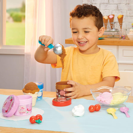 Creative Chefs™ Ice Cream Kit - 
Serve ice cream in a cone or a bowl. This playset has everything you need to create your treats.