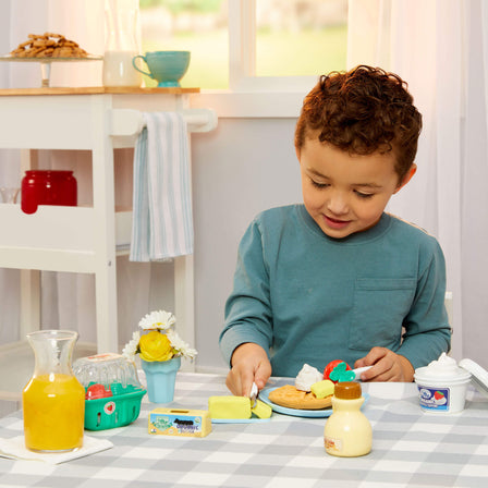 Creative Chefs™ Waffle Kit - 
Pretend making waffles and breakfast like mom and dad.